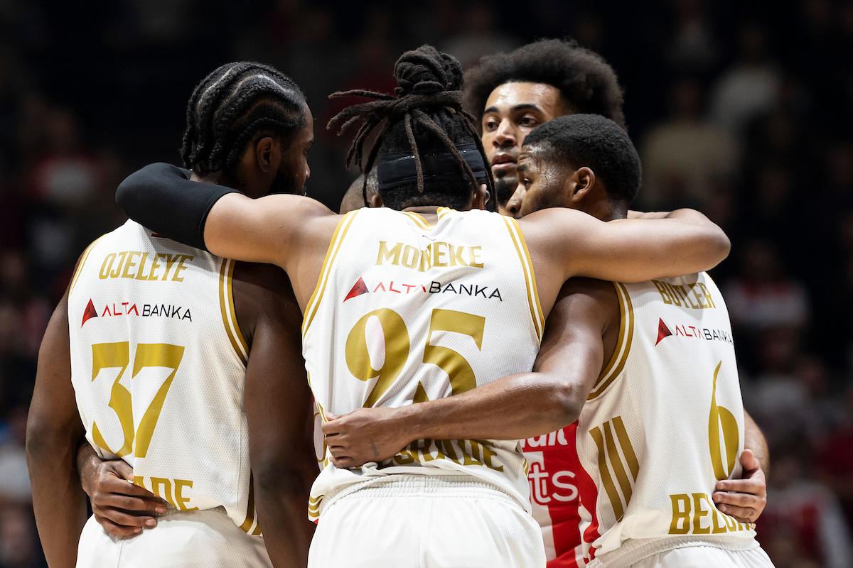 Bez odbrane i napada, Zvezda nije imala čemu da se nada – igrala samo trojica