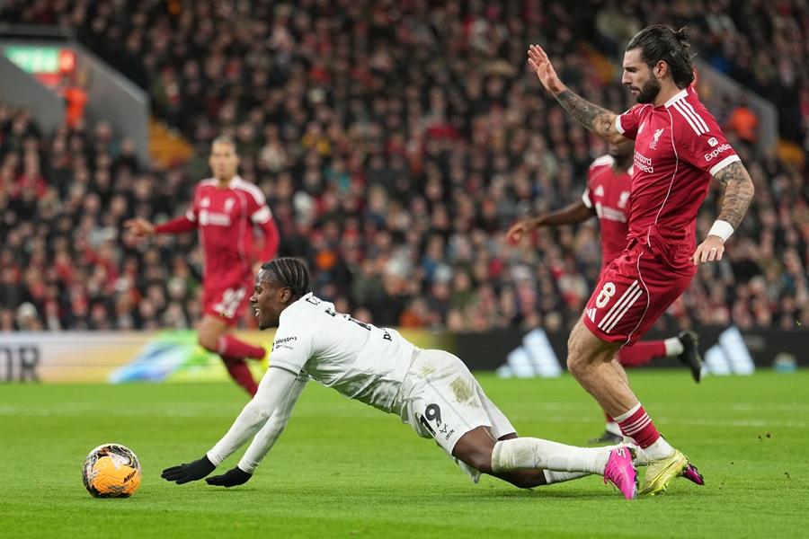 FA Kup: Barnsli pokazao zube Liverpulu, pa pretrpeo ubedljiv poraz (VIDEO)