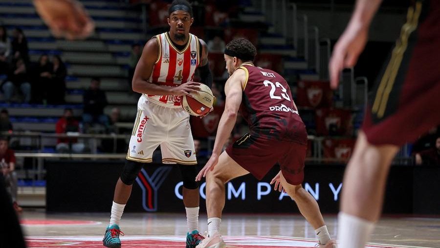 Kraj: Rastali se Zvezda i Devonte Grejem