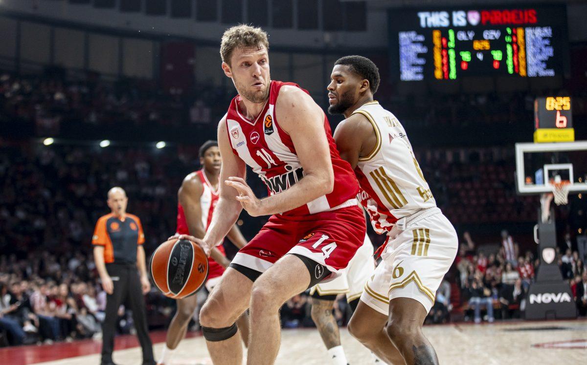 Olimpijakos nemilosrdan: Zvezda se nije odbranila od „kiše“ trojki u Pireju (VIDEO)