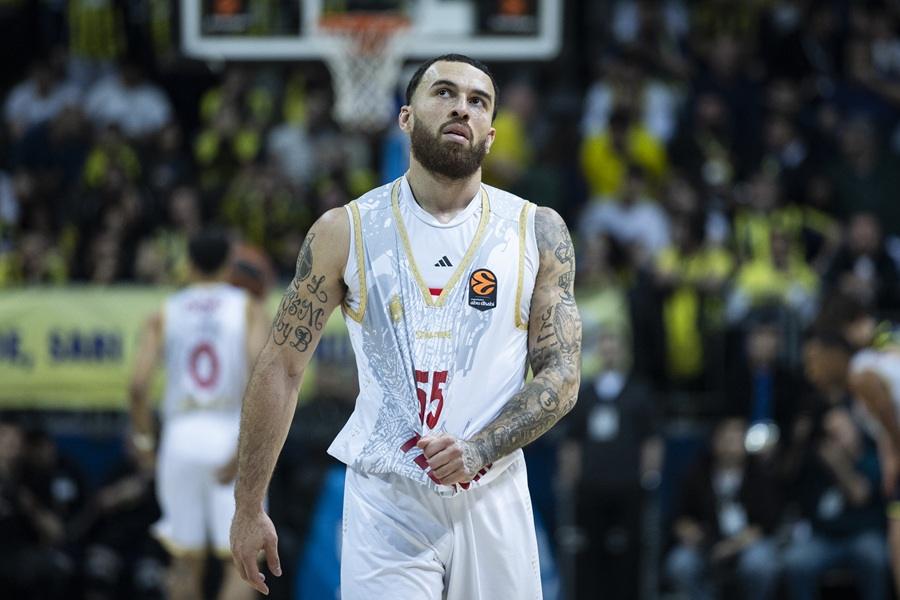 Rasulo u Monaku: Majk Džejms fizički napao saigrača u završnici meča (VIDEO)