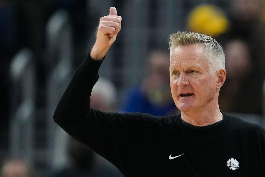 Stiv Ker ostvario 600. pobedu u NBA ligi (VIDEO)