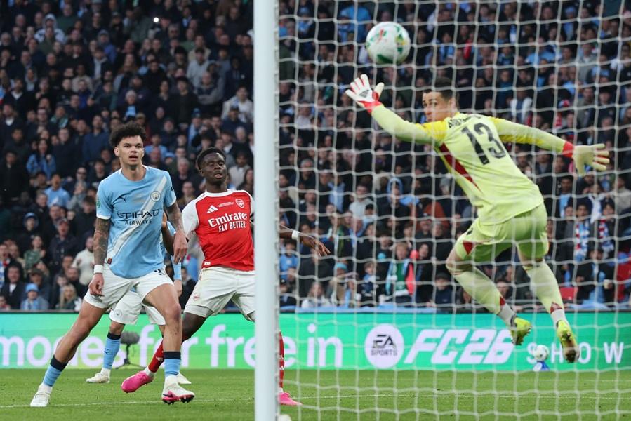 Arsenal ostao bez jednog pehara, Siti golovima O’Rajlija osvojio Liga kup (VIDEO)
