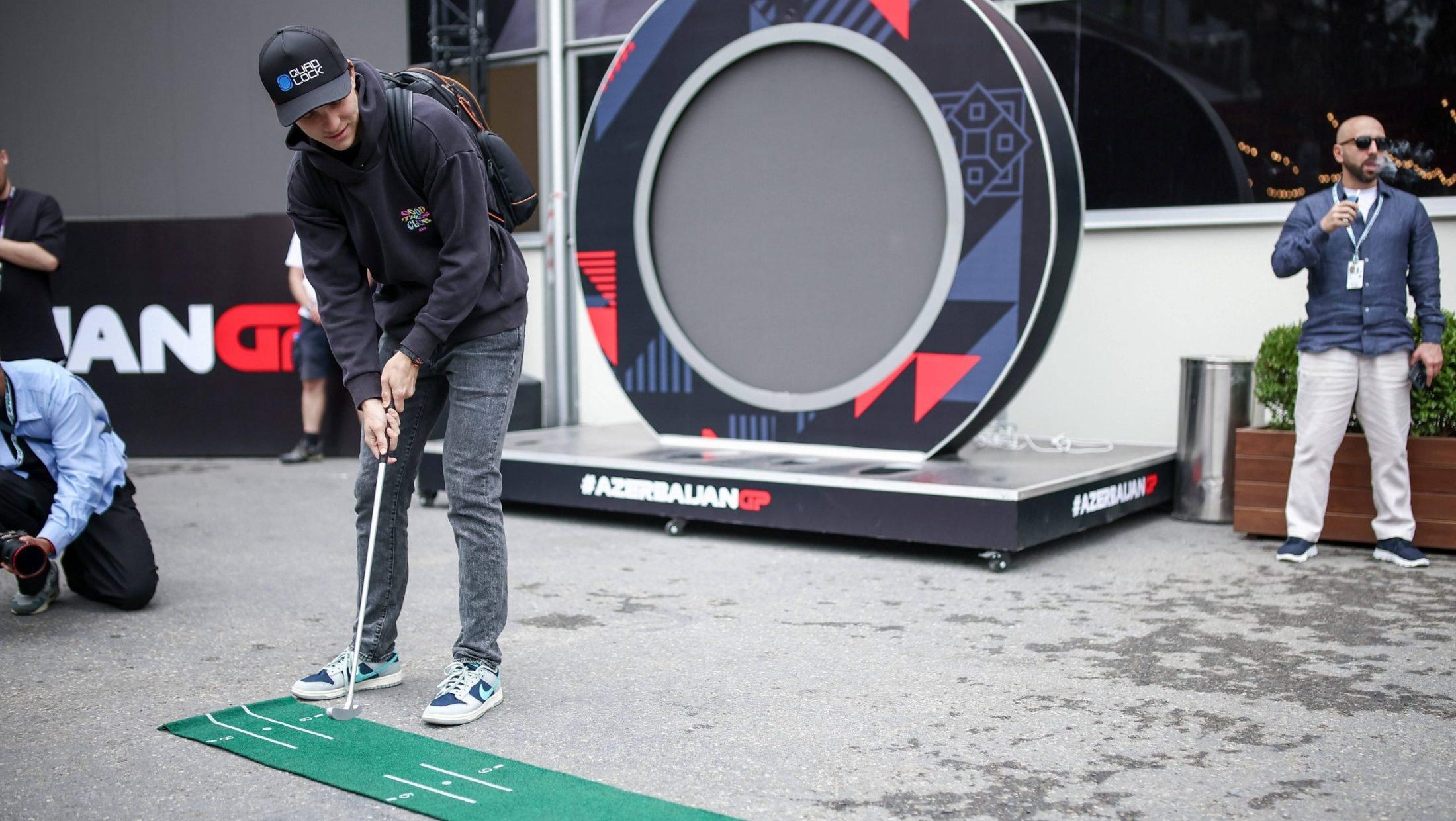 Meklaren sa F1 staze ušao u golf: Predstavili palice od 375 dolara