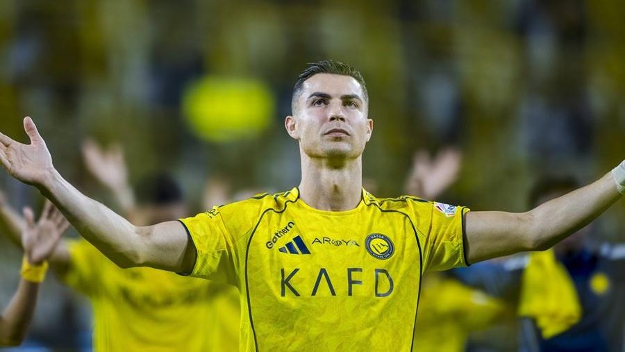Ronaldo gleda i ne veruje: Al Nasr bio blizu titule, ali je primio autogol u 98. minutu (VIDEO)