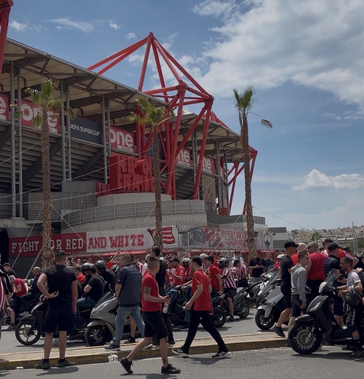 Real čeka pakao u Atini: Desetine hiljada navijača Olimpijakosa protiv šačice Madriđana (VIDEO)