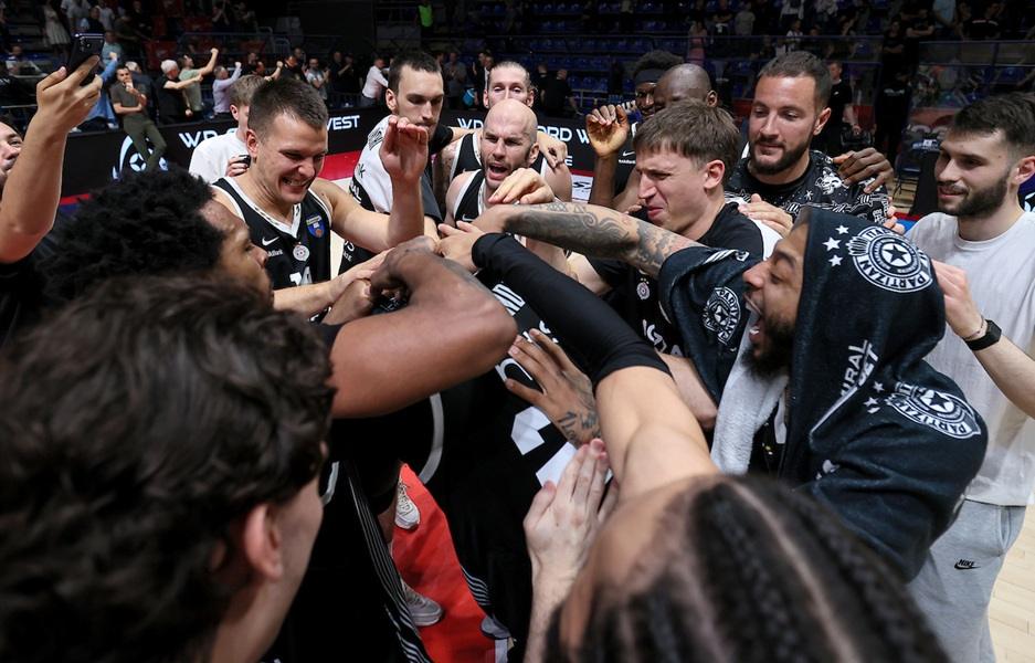 ABA liga kaznila Partizan: Crno-beli plaćaju 33.000 evra, zatvara se deo tribine