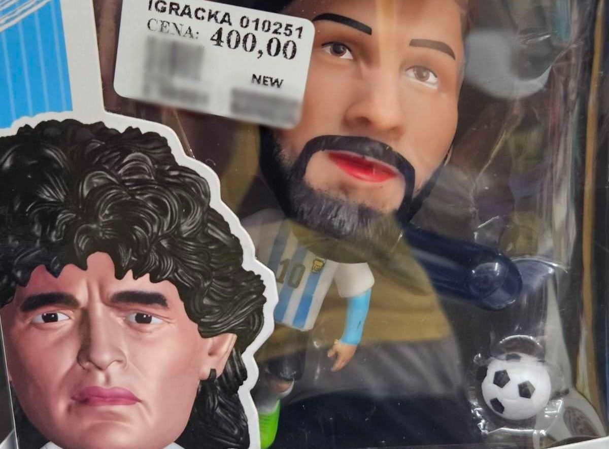 Na kutiji piše Maradona, a unutra je Mesi: Neobične figurice pojavile se pred Mundijal