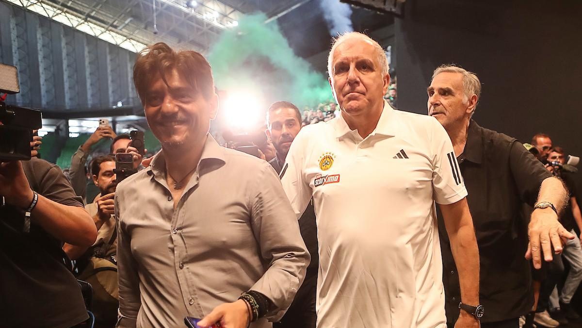 „Veće od Evrolige“: Fotografije koje pokazuju šta Obradović znači Panatinaikosu (FOTO)