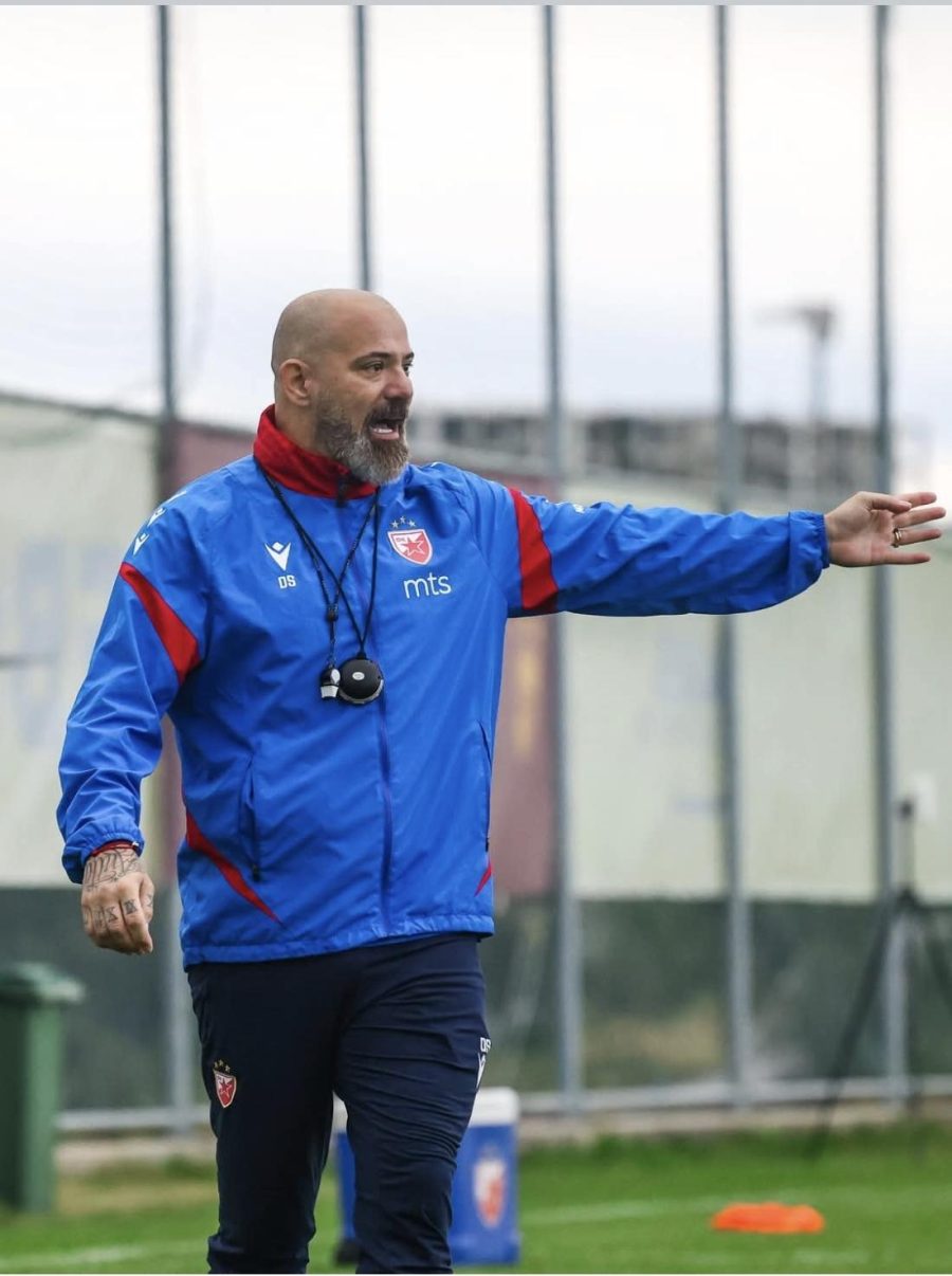 Dekijevu četu ne plaše ni gromovi ni munje: Pogledajte prvi trening novih igrača u dresu Zvezde (FOTO)