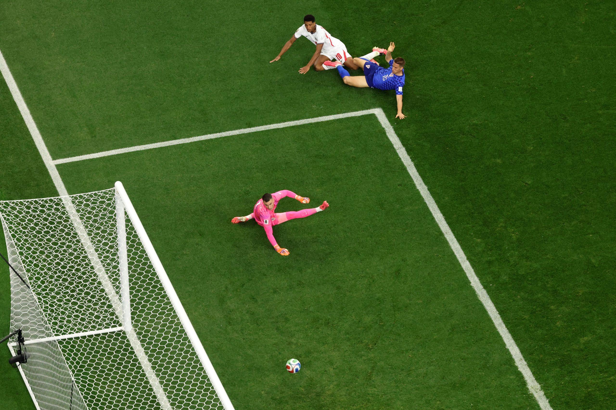 Spektakl u Teksasu: Engleska slomila Hrvate posle 90 minuta briljantnog fudbala (VIDEO)