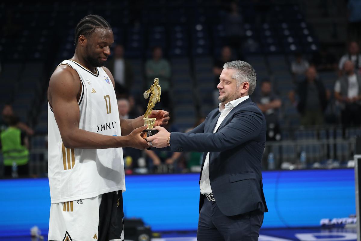 Prijavio povredu kada se lomilo finale, a onda postao MVP