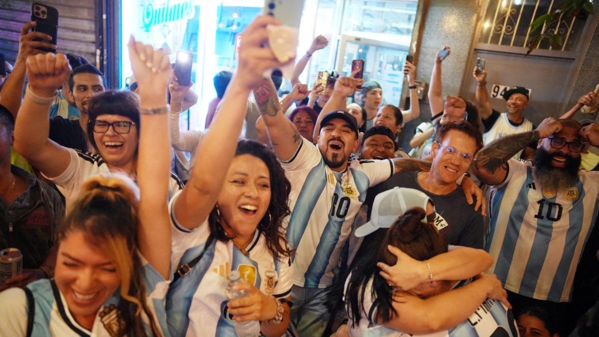 „Osveta za Dijega“, Foklandi i „oteta“ titula: Zašto cela Argentina peva ovu pesmu pred Englesku