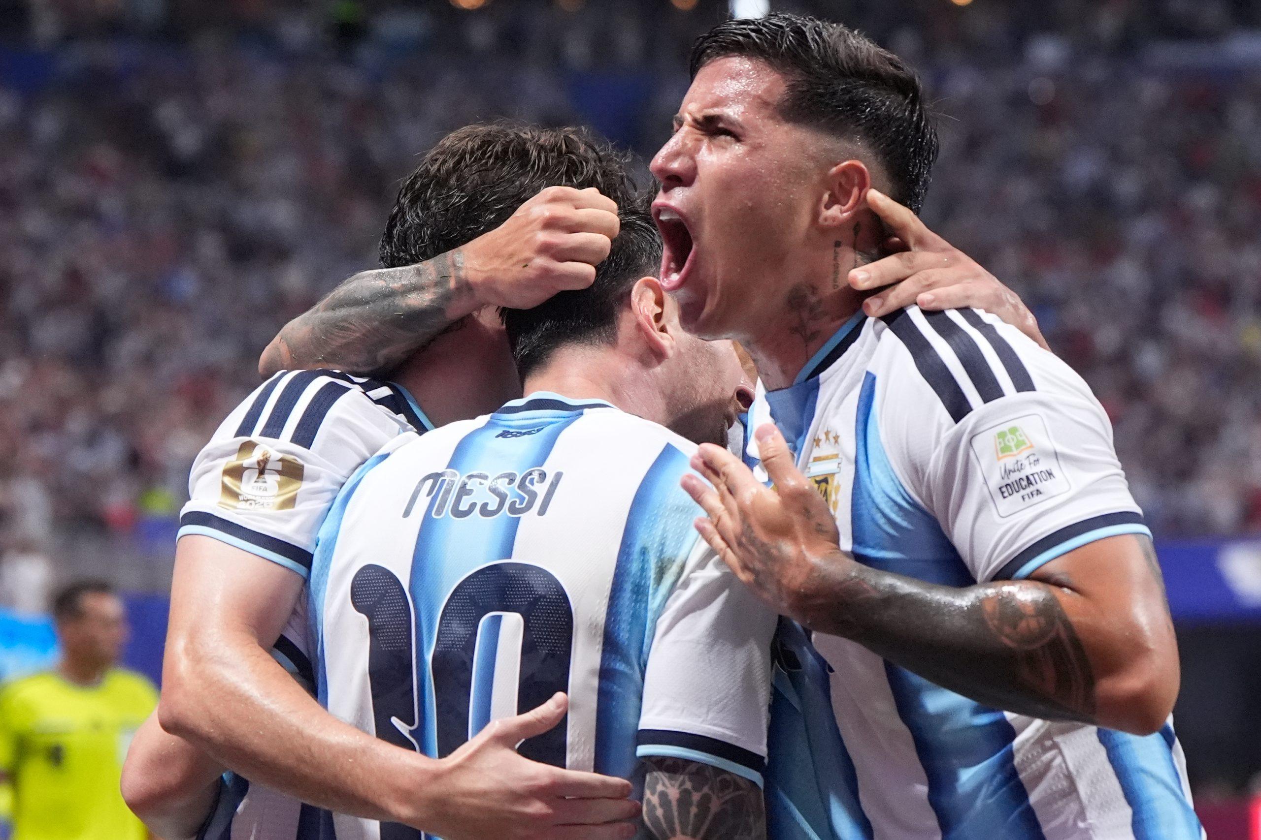 Zna se ko je „tata“ ove igre, ime mu je Lionel Mesi: Čudesan preokret Argentine za četvrtfinale Mundijala