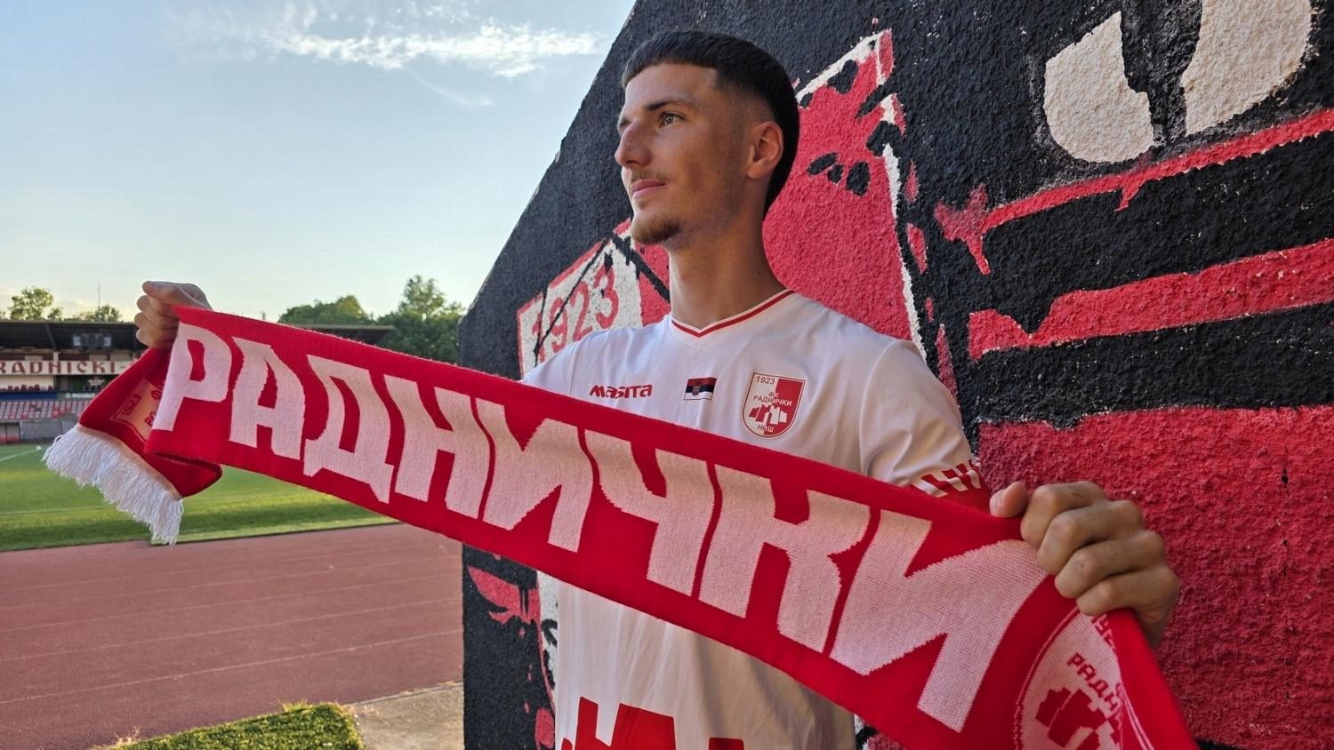 Bonus za Radnički: Mladi štoper stigao u Niš iz Hekena preko Železničara