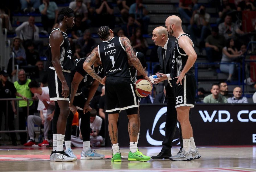 „Bomba“: Partizanu ponuđen jedan od najboljih košgetera Evrolige (VIDEO)