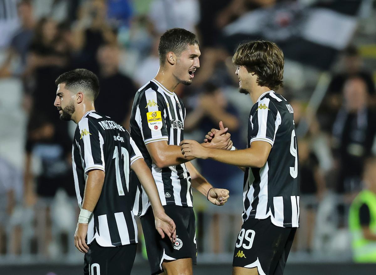 Četvrtak je dao krila: Partizan ima „desetku“ za izložbu – led kod kuće je probijen (VIDEO)